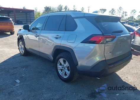 2021 Toyota Rav4 Xle from USA, damaged, VIN 2T3W1RFV4MC105397